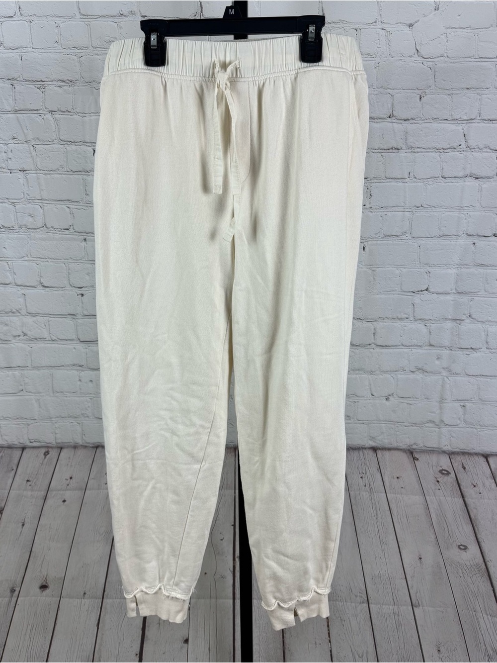 Peace Love World Cream Drawstring Fabric Pockets Joggers Size Medium Petite
